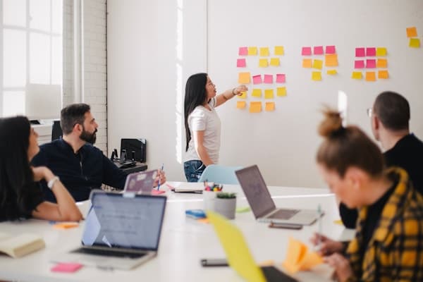How B2B Sales Teams Are Closing 3x More Deals with Intent Data